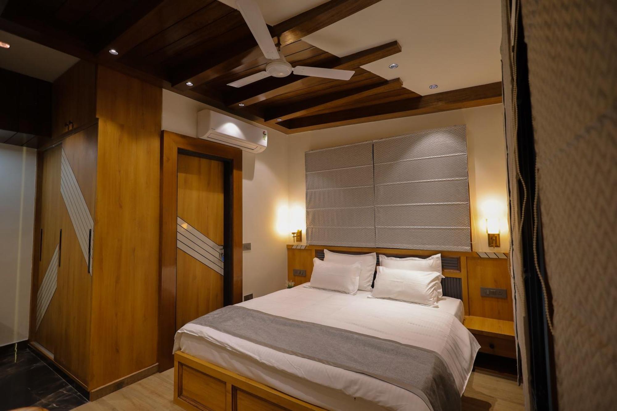 Narayana Homes Mathura Luaran gambar