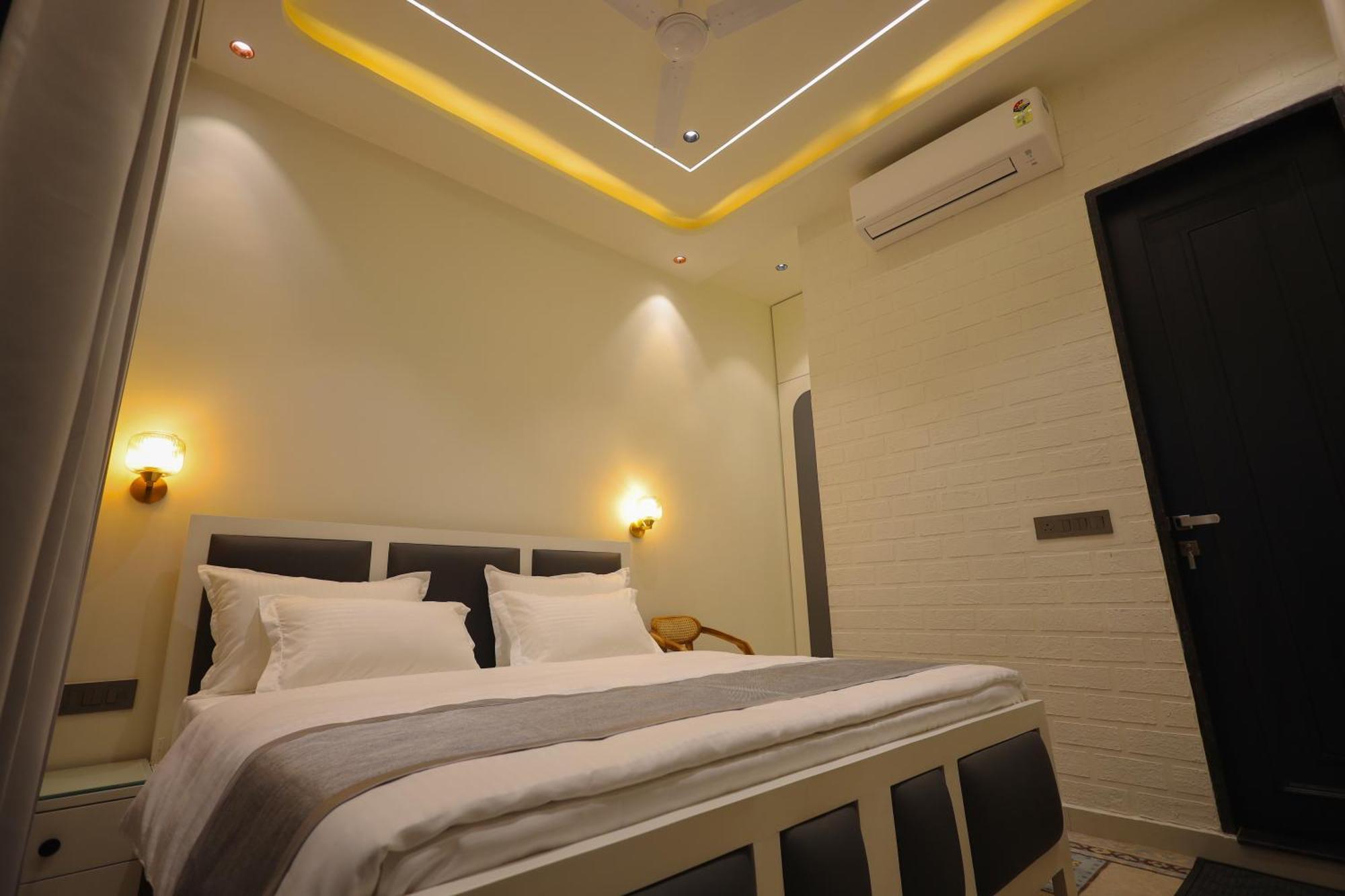 Narayana Homes Mathura Luaran gambar