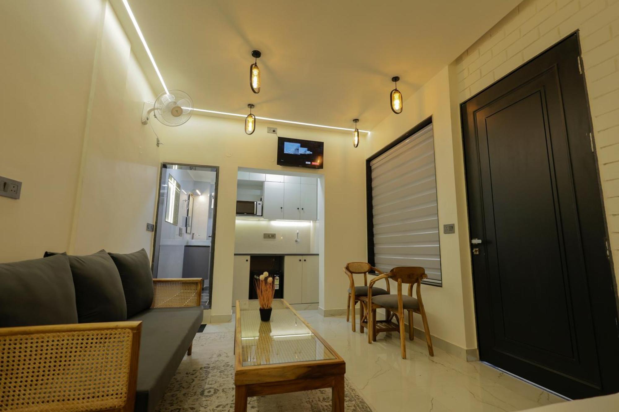 Narayana Homes Mathura Luaran gambar