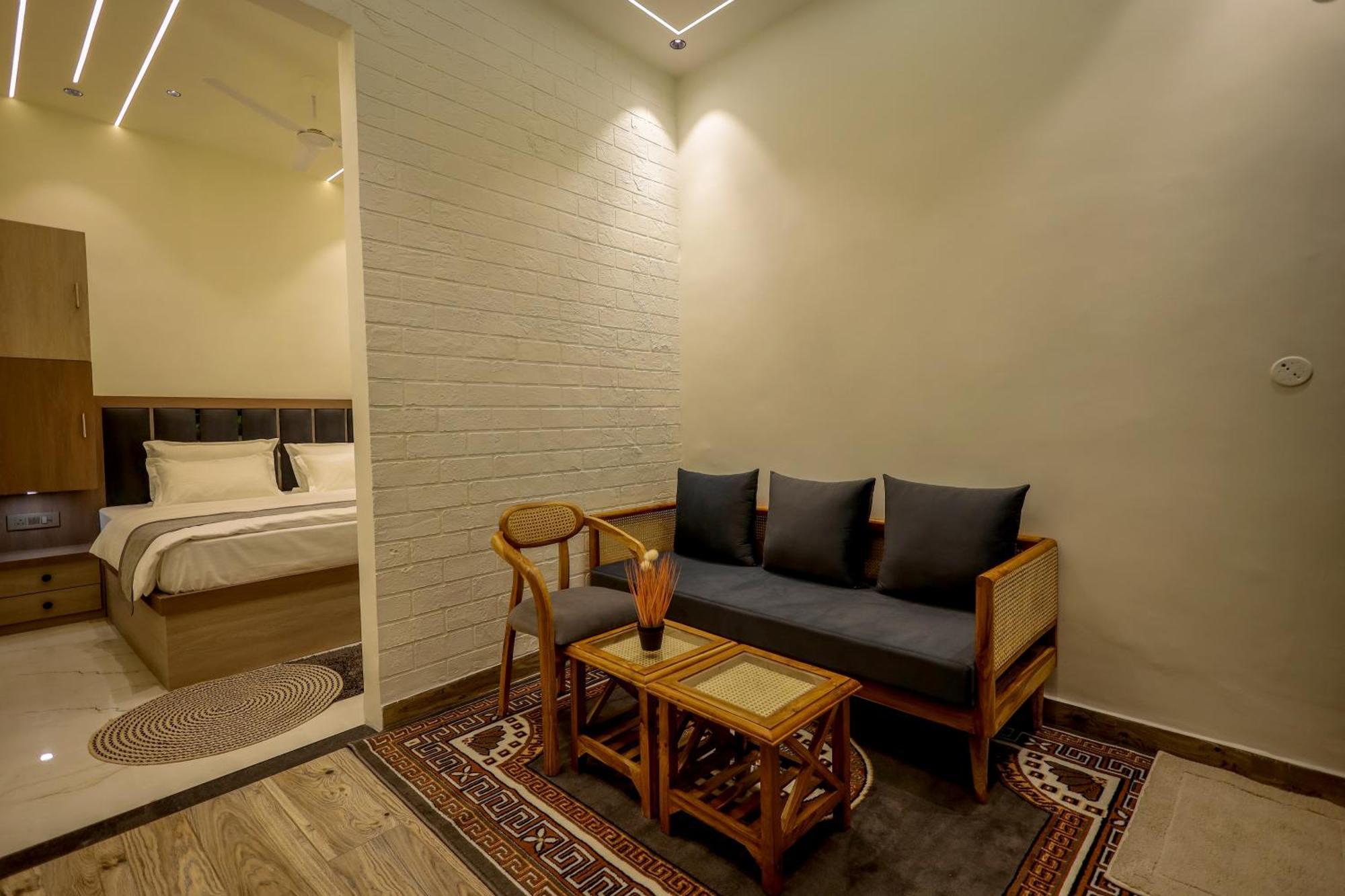 Narayana Homes Mathura Luaran gambar